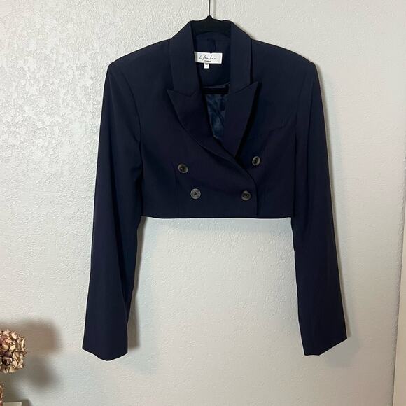 Revolve L’academie Aven Cropped Blazer in Navy Stripe - Picture 2 of 7